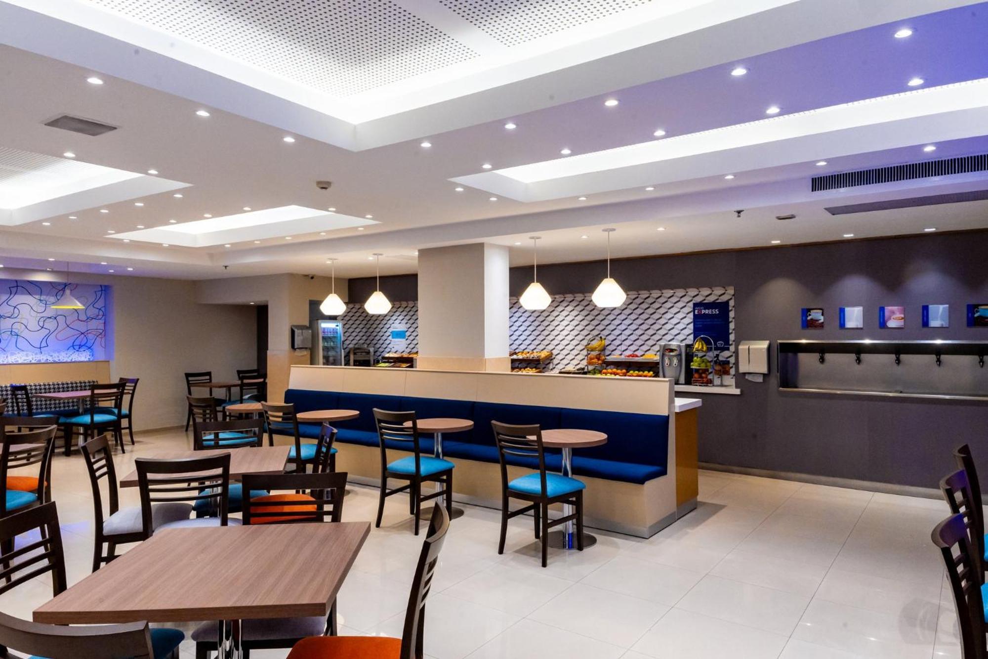 Holiday Inn Express Rosario By Ihg Eksteriør billede