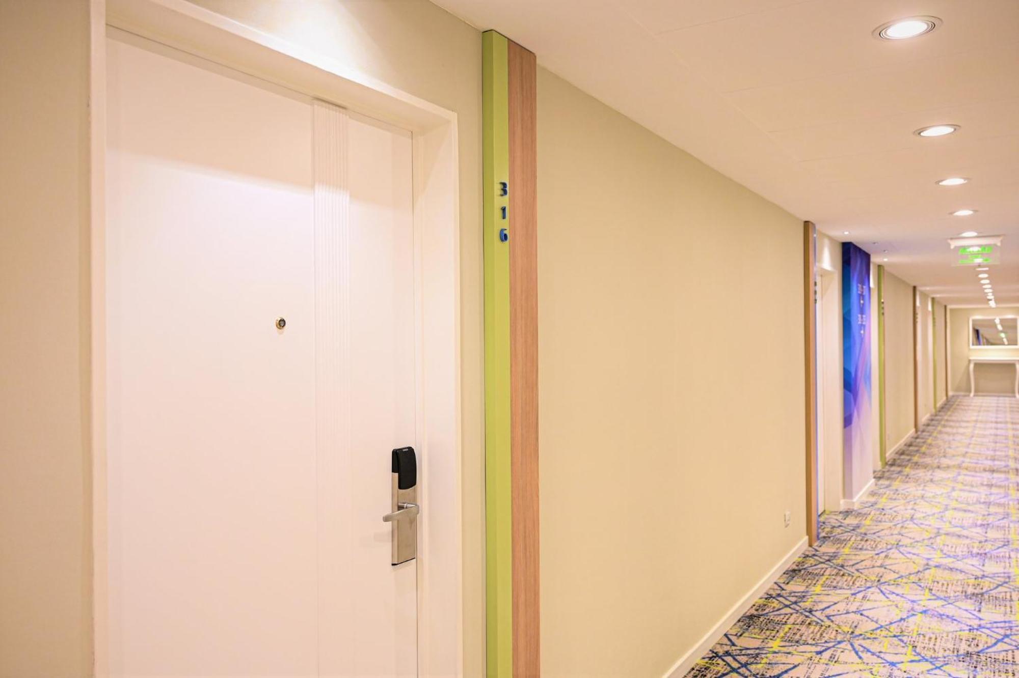 Holiday Inn Express Rosario By Ihg Eksteriør billede